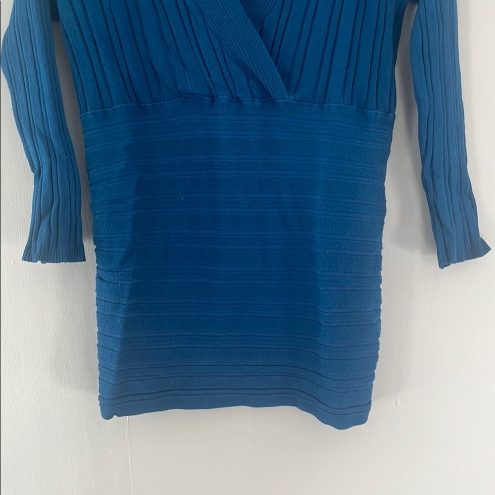 Ricki's Teal Ribbed V-Neck Top - Picture 4 of 6